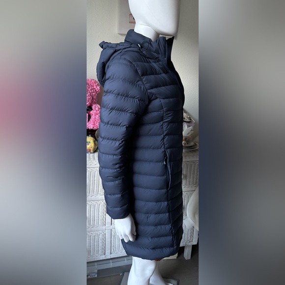 Patagonia Worn Wear Silent Duck Down Parka with Hood in Steel Blue color size XS - Picture 6 of 15